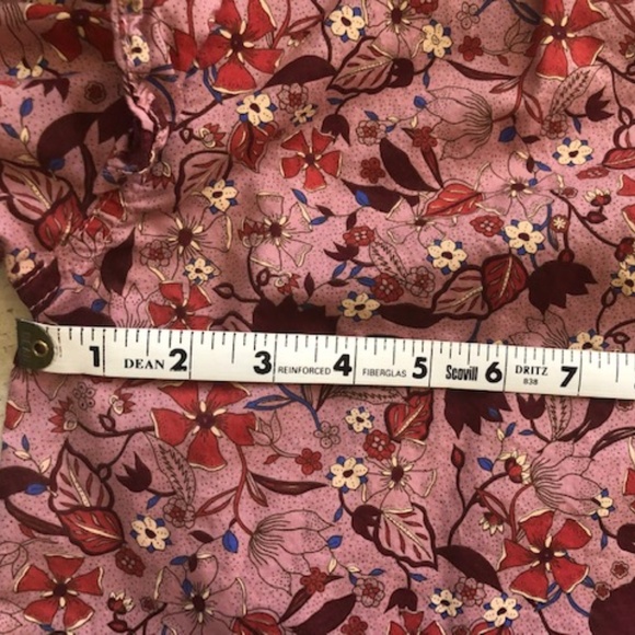 Women's Free Assembly Rose Floral Print Top / Blouse Size L - Picture 6 of 16